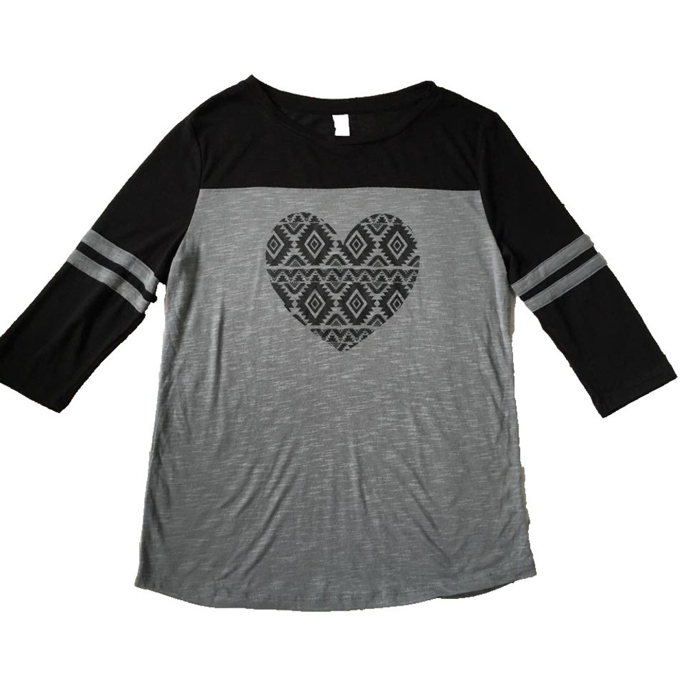 Y2K Raglan Stripe T Shirt Top Jr M Aztec Heart Print Black 3/4 Length Sleeve